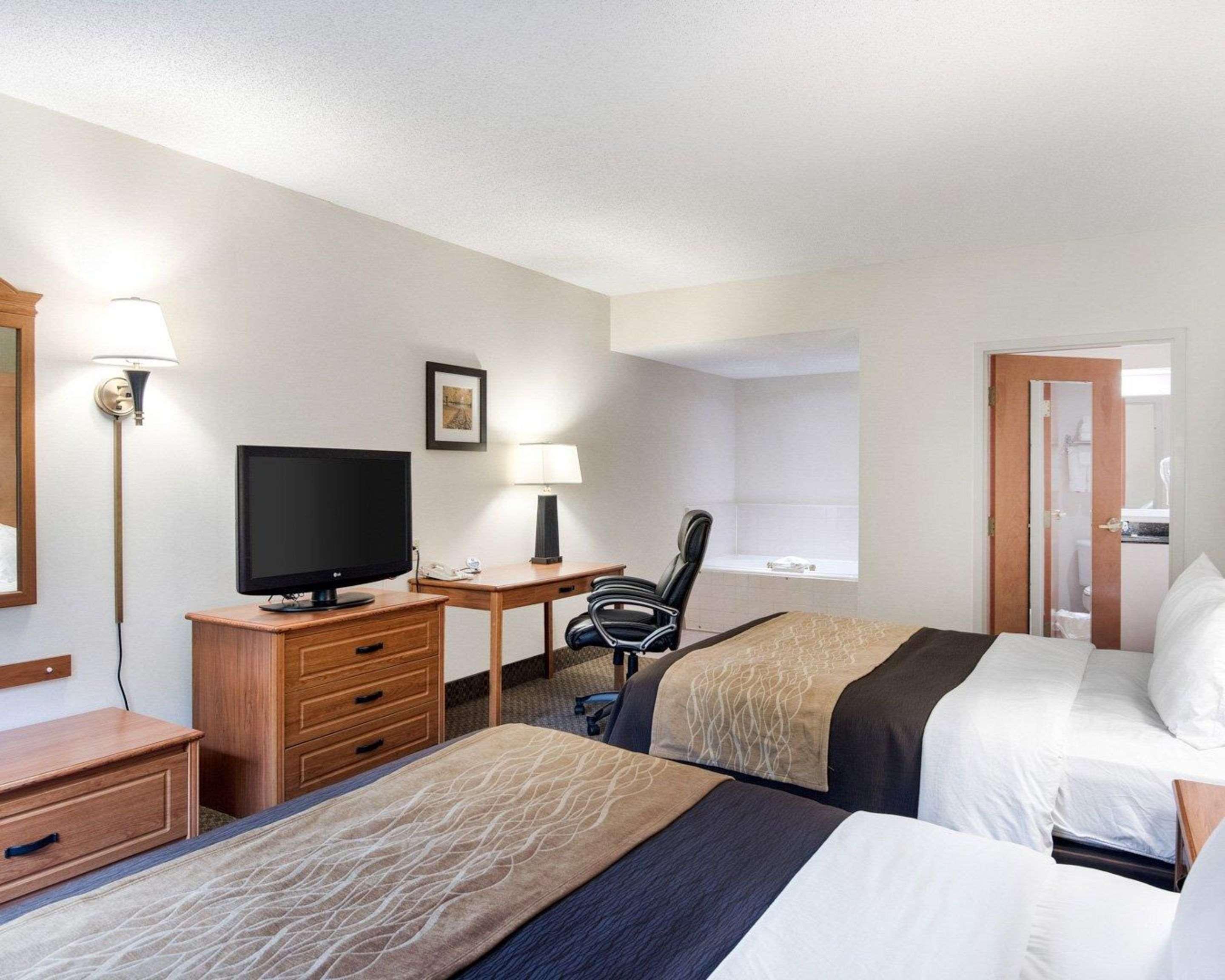 Comfort Inn & Suites - Lavale - Cumberland La Vale Екстер'єр фото